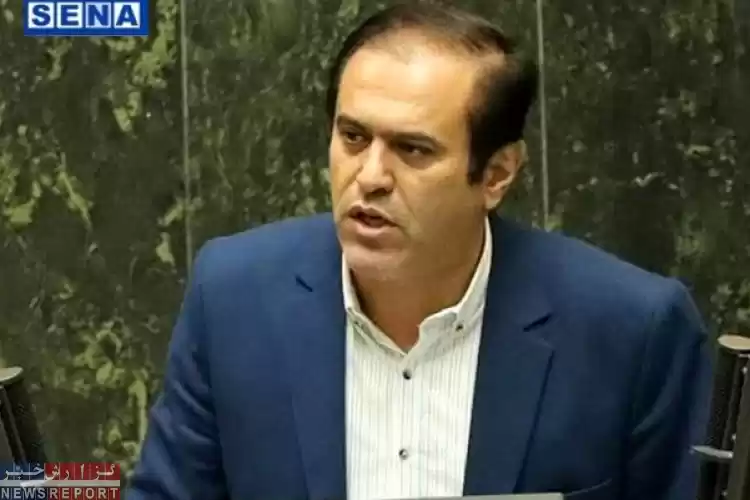 حذف تقاضای کاذب و دو نرخی بودن خودرو با عرضه خودرو در بورس کالا
